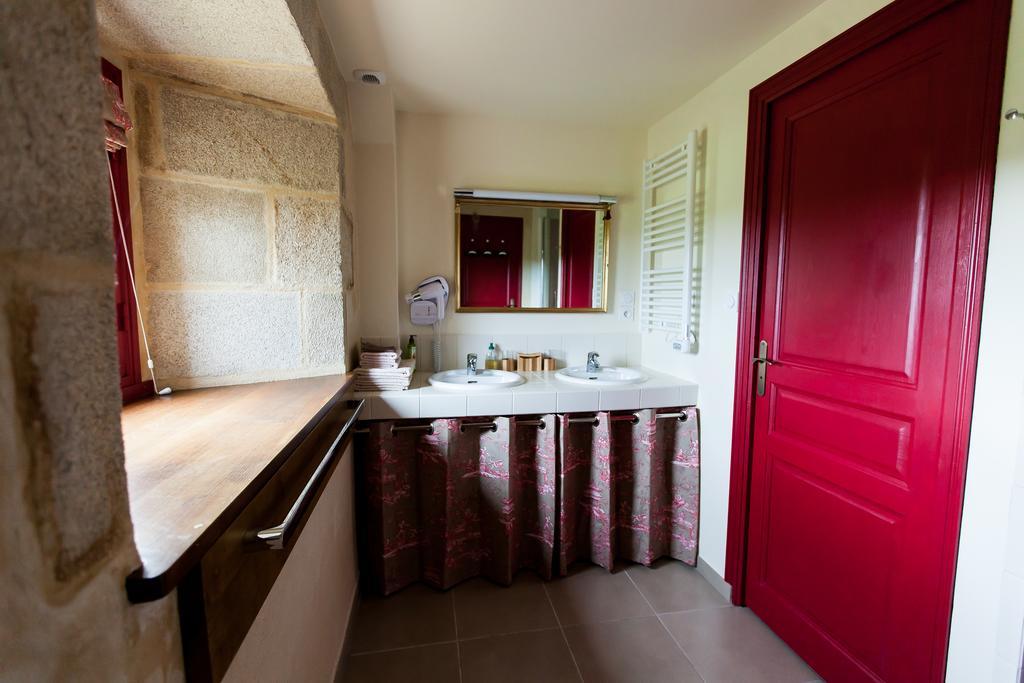 B&B Manoir du Clos Clin Pleurtuit Quarto foto